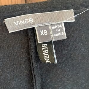 Vince LS Navy V-Neck T-shirt, size XS